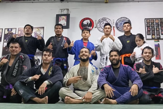 Escuela de artes marciales | Adamu JJ | Jiu Jitsu Pucusana